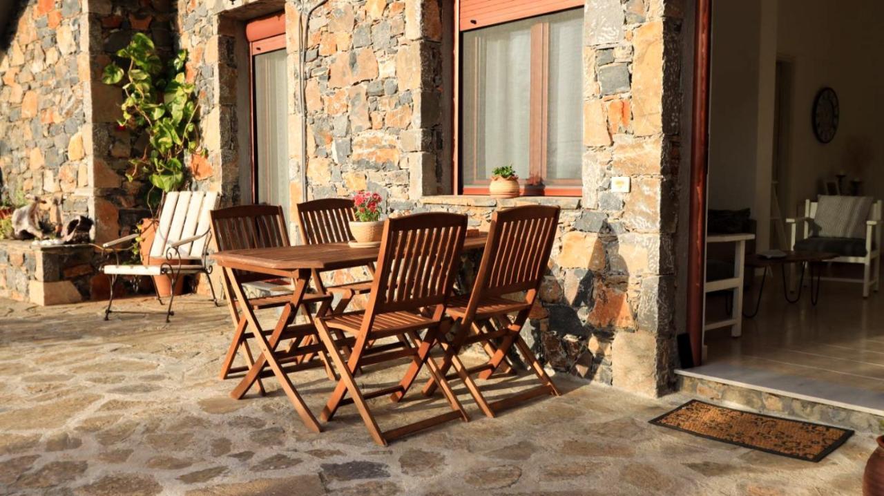Comfortable Apartment With Garden - Casa Con Vista Havania ภายนอก รูปภาพ